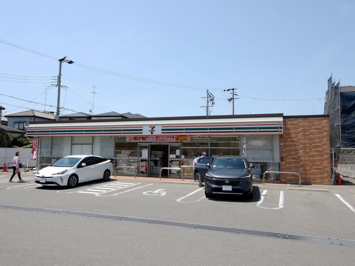 セブンイレブン豊中本町９丁目店(コンビニ)まで414m メゾンシャトル