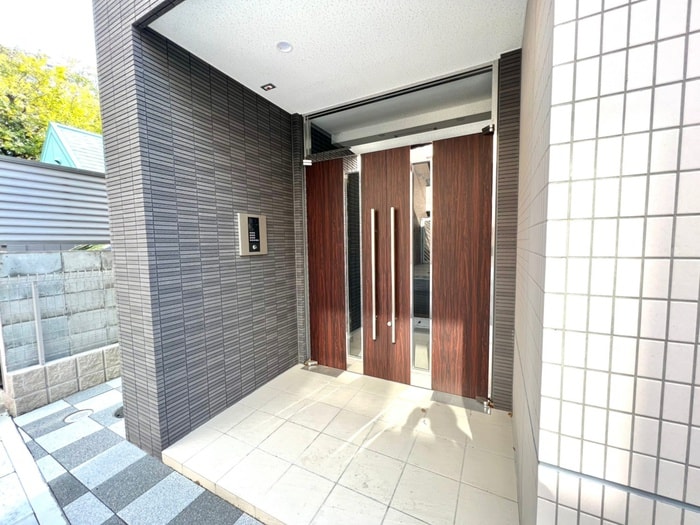 エントランス部分 グランドソレーユ六甲