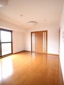 居室 ラシ－ヌ御崎