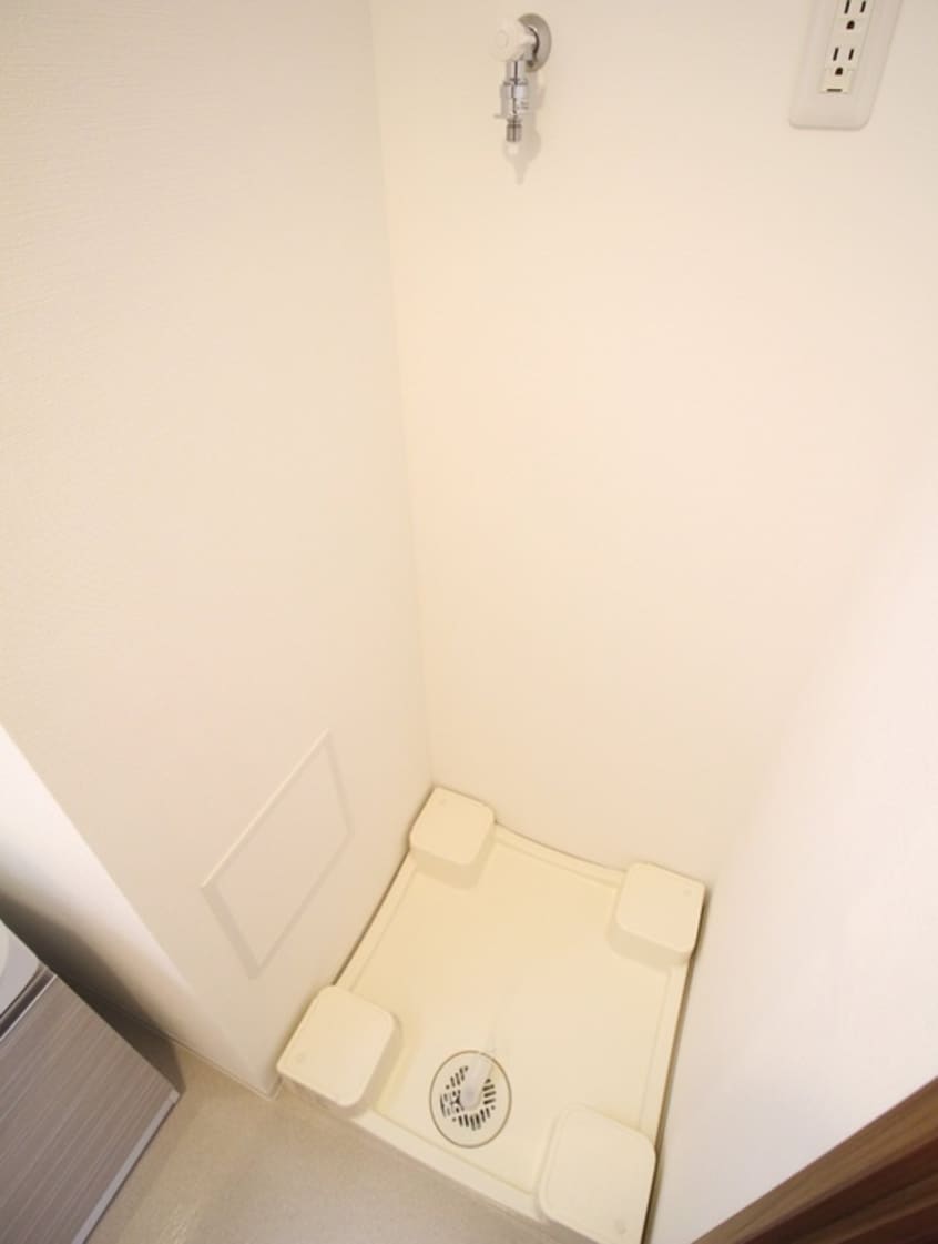 洗濯機置場 アスヴェル京都東寺前Ⅱ（304）