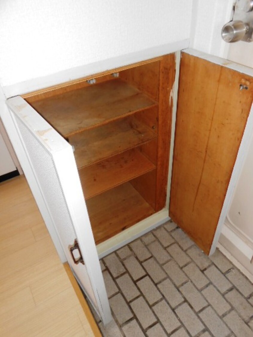 靴箱 中村ビルマンション