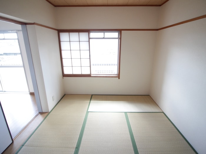 居室 永和不動産　熊野町ハイツ