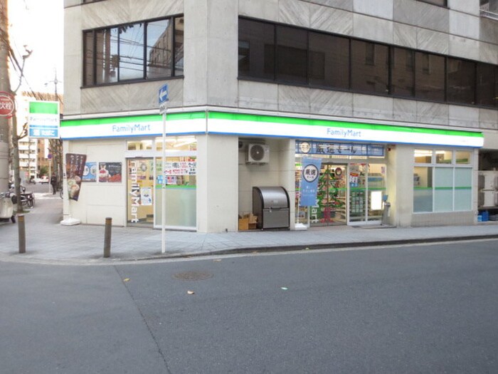 ファミリーマート内平野町店(コンビニ)まで55m カサビエント大手前