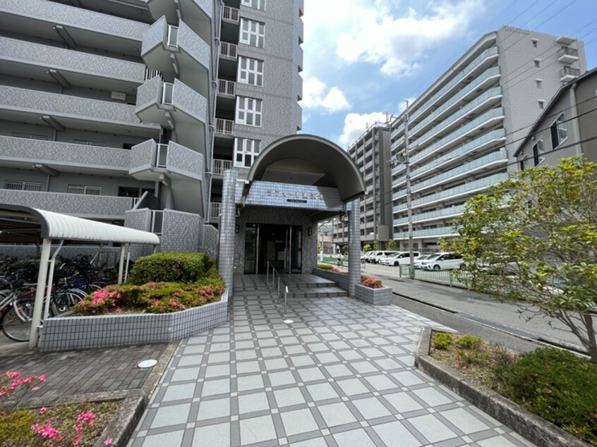 エントランス部分 ラフォ－レ南茨木