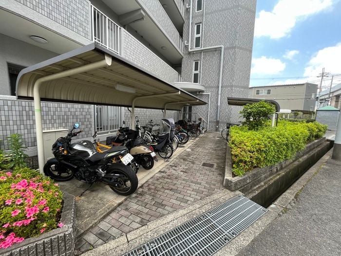 駐輪場 ラフォ－レ南茨木