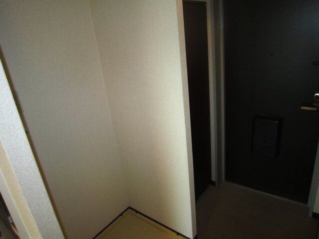 玄関 ヴェルビュ桜町