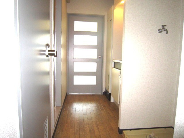 玄関 ヴェルビュ桜町