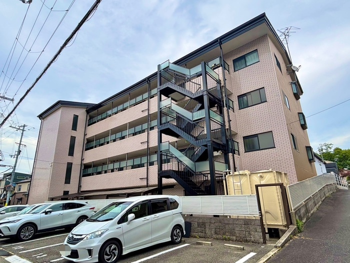 外観写真 Ｅ・Ｔｏｎｅハイツ