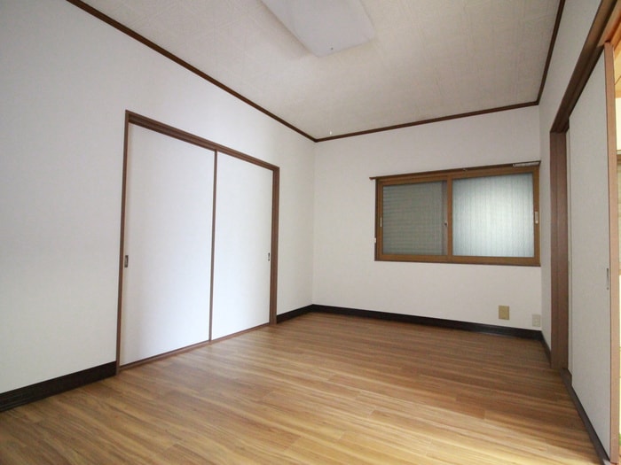 居室 川島尻堀町貸家（37-10）