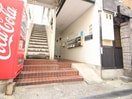 エントランス部分 トリヴァンベ－ル豊中