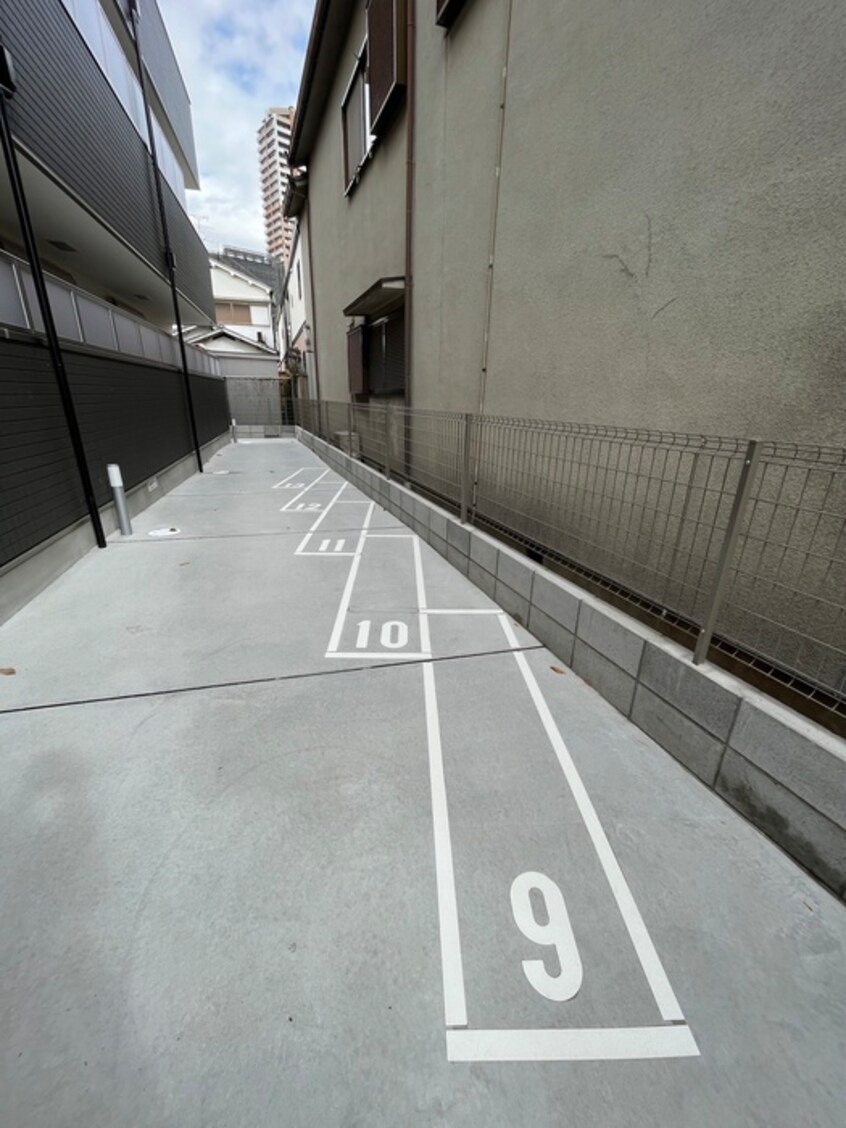 駐輪場 ヴィクトワール放出