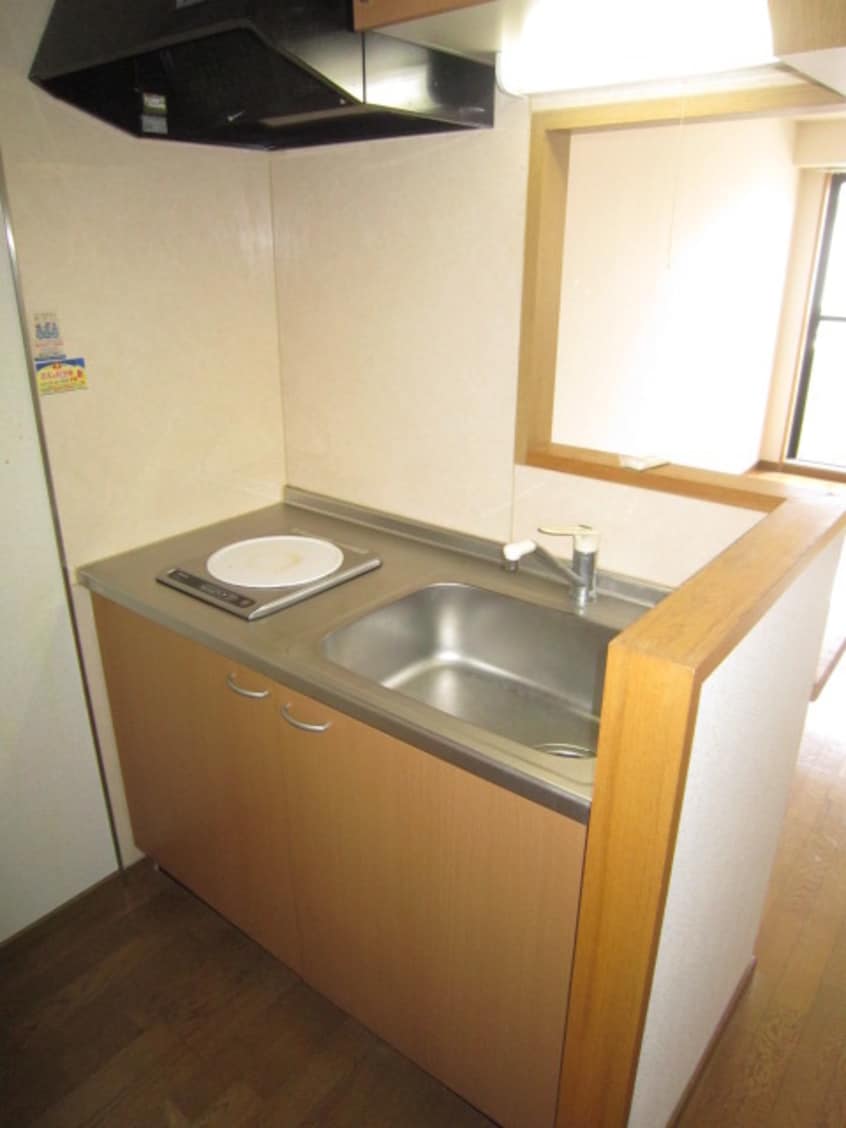 キッチン ブラウンズ本山