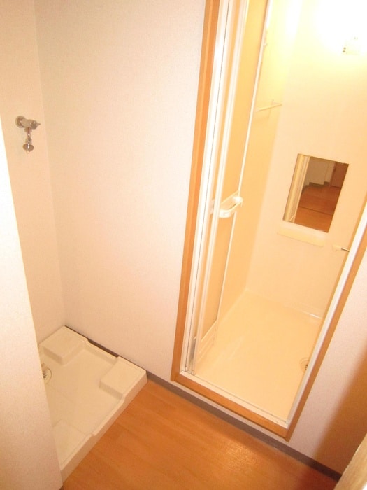 洗濯機置場 ヴェルメゾン御所西