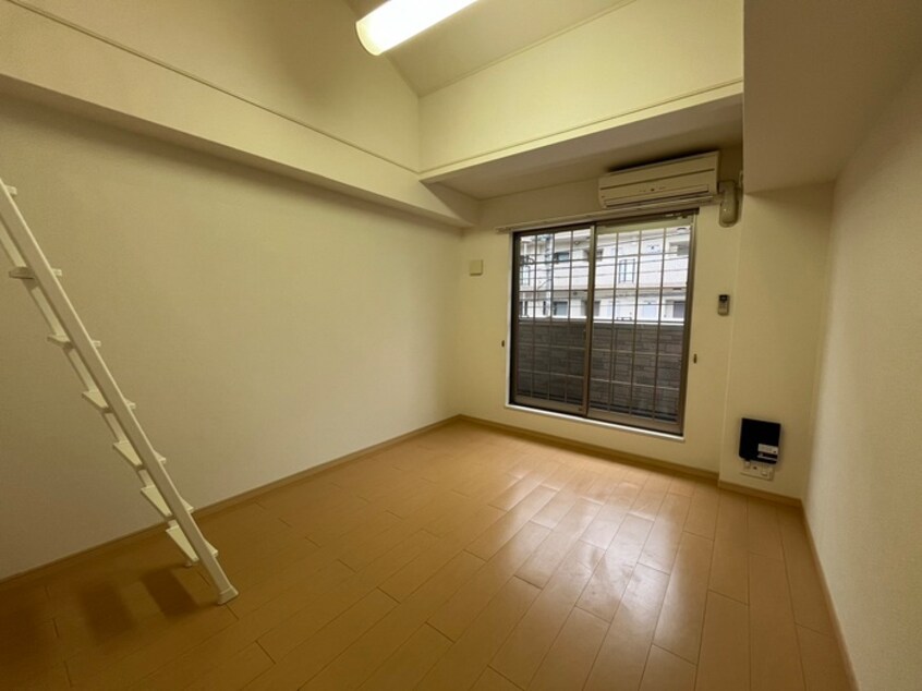 居室 クレメントS