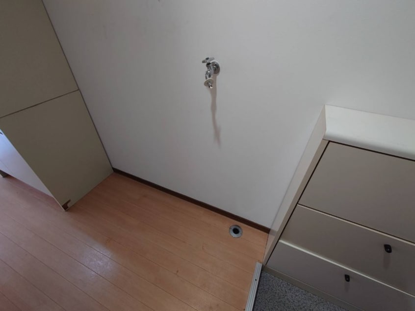 洗濯機置場 ホルティハイツ岡井