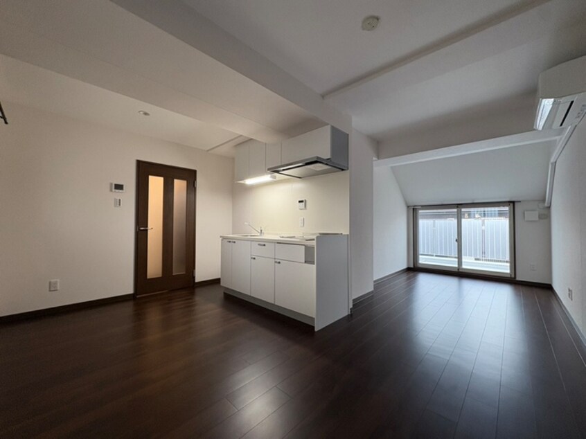 居室 ウィステリア神戸湊川