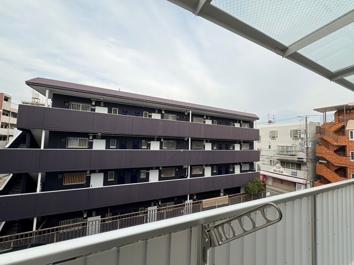 室内からの展望 ウィステリア神戸湊川