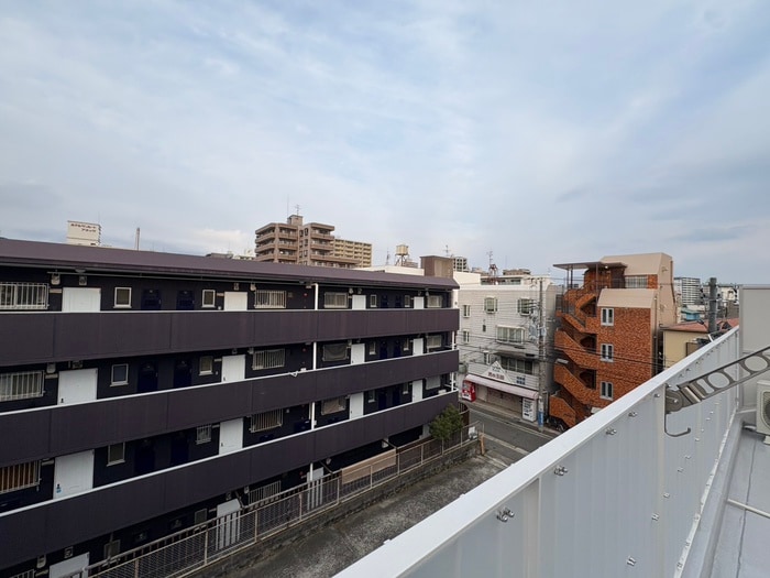 室内からの展望 ウィステリア神戸湊川