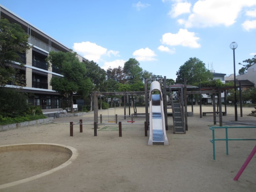 梅の木公園(公園)まで49m 梅の木公園アーバンリズ