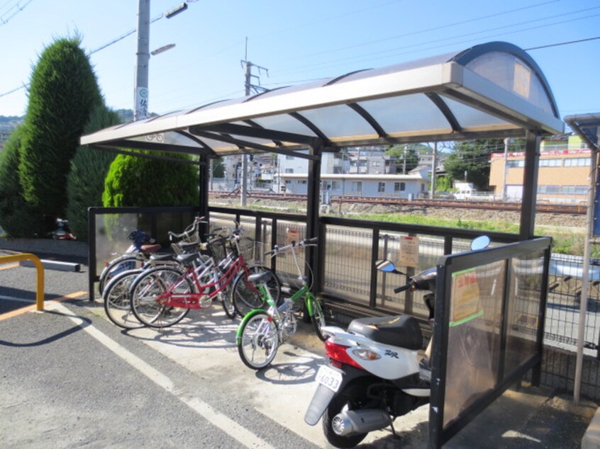 駐輪場 シャト－南花屋敷