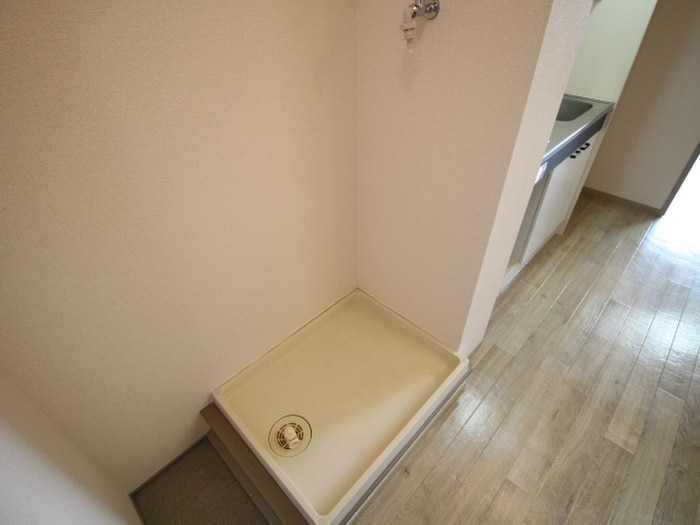 洗濯機置場 シャト－南花屋敷