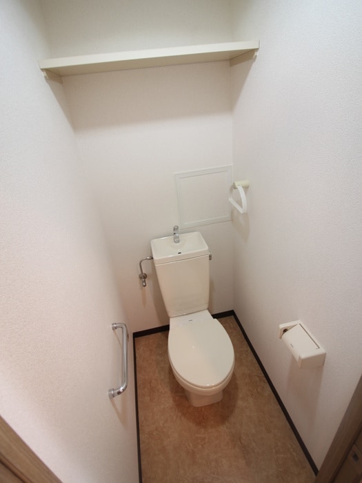 トイレ プルメリア・東三国ウエスト