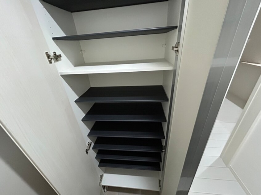 靴箱 KARIN上沢フロント