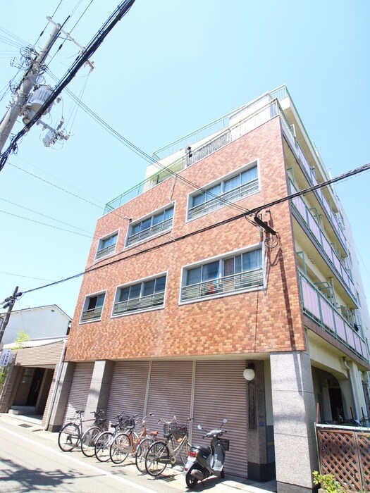 駐輪場 東須磨八木マンション