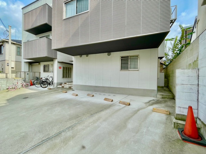 駐車場 マノワール豊中玉井町