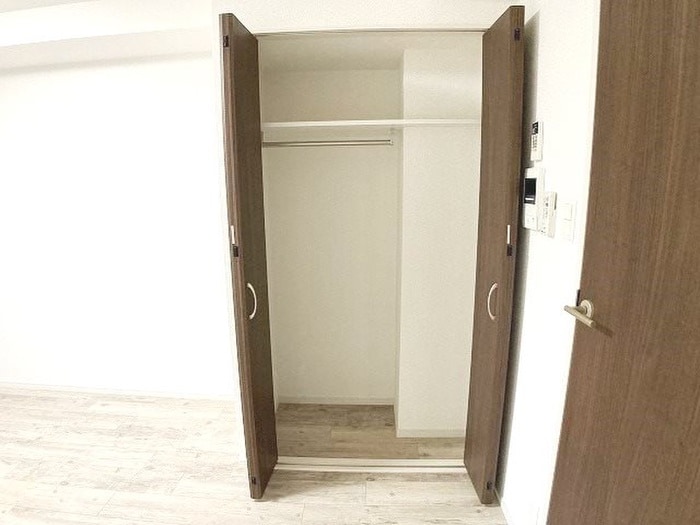 収納 フラッティ衣笠