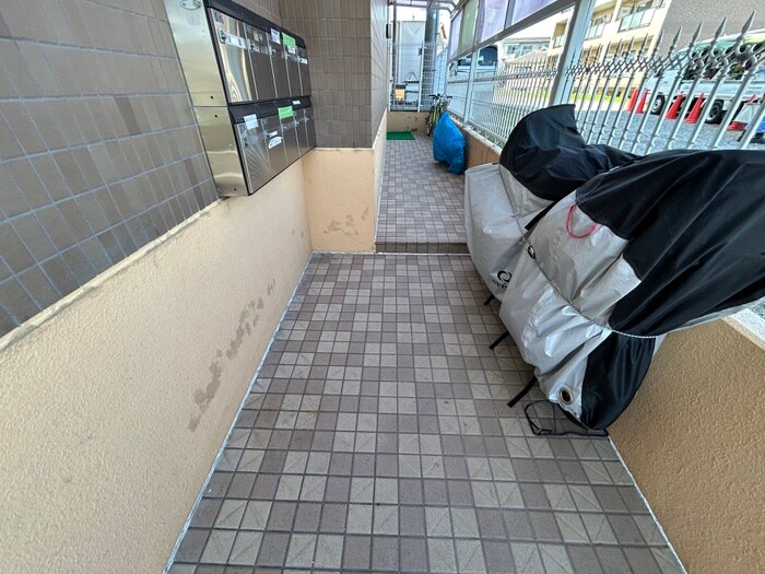 駐輪場 グラシィオ長岡