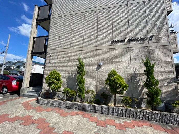 エントランス部分 グランシャリオⅡ