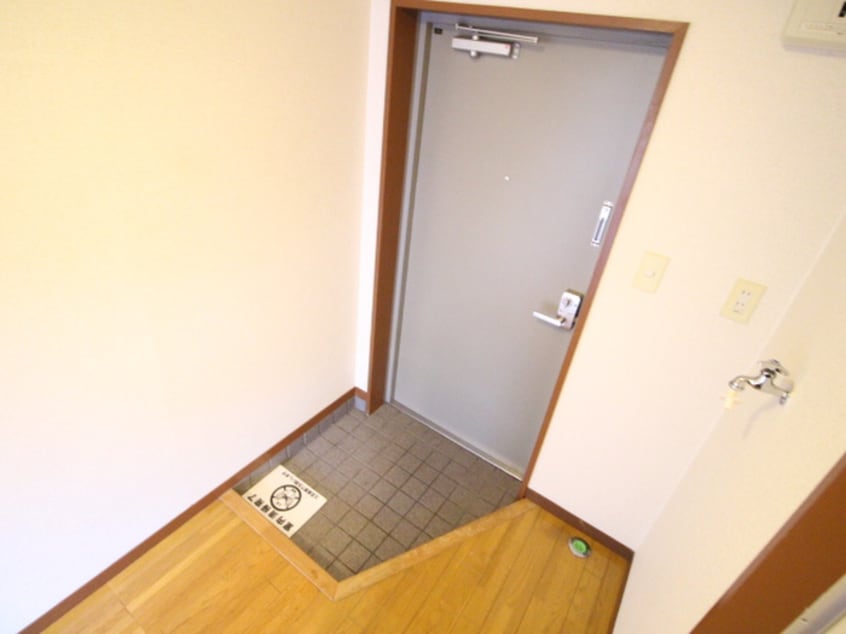 玄関 フラウメンドルフ