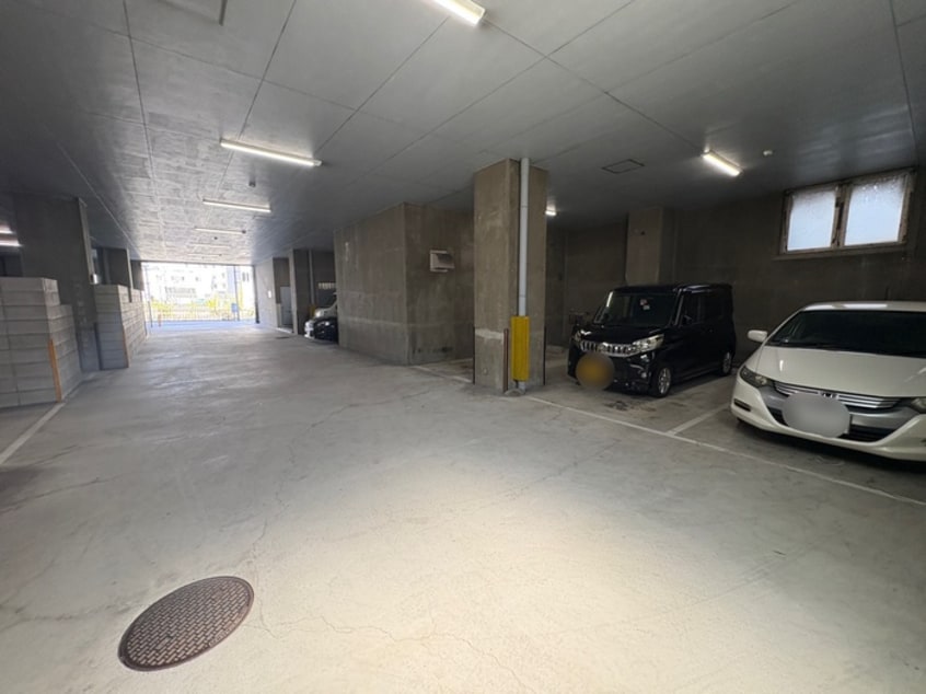 駐車場 ノアーズアーク長田２１