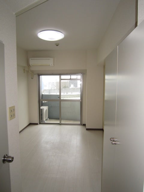 居室 ノアーズアーク長田２１