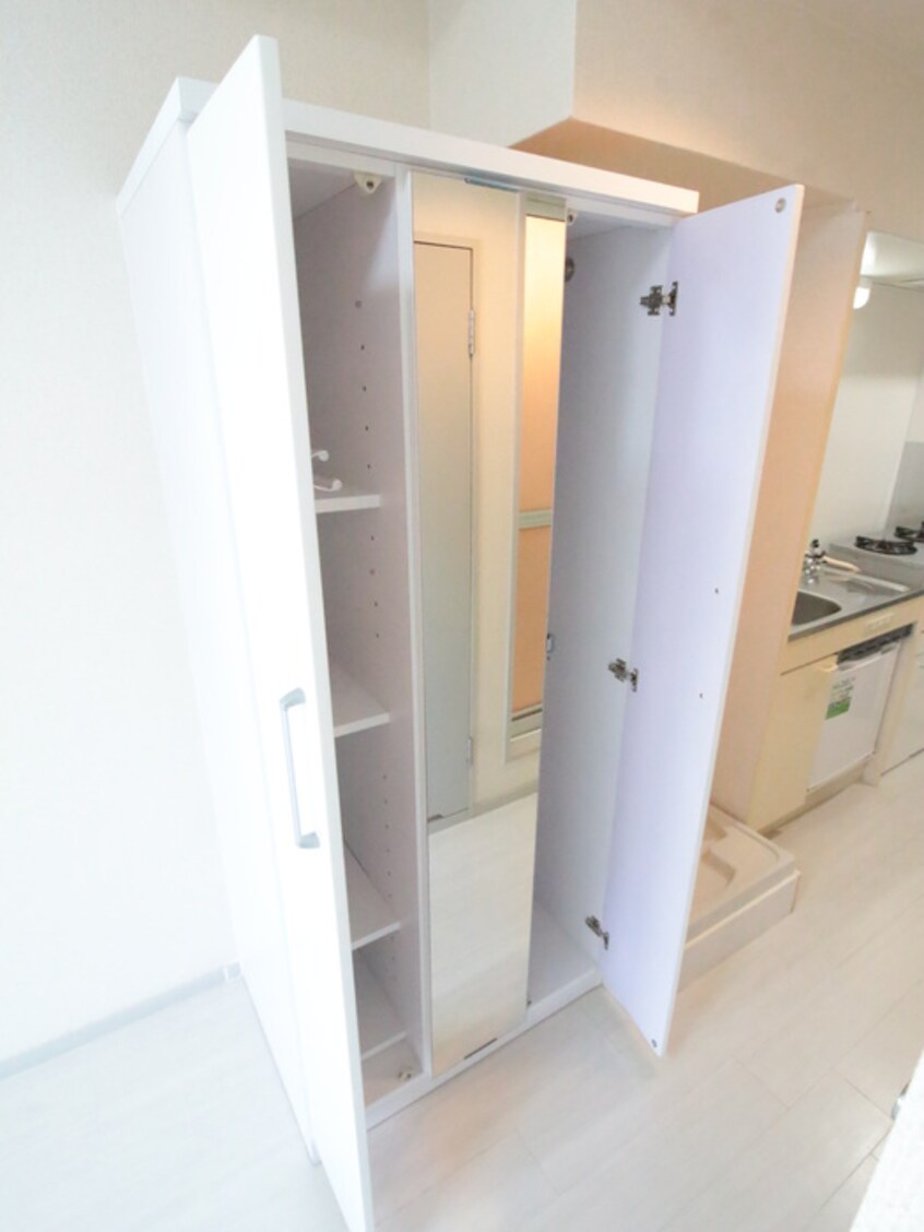 収納 ノアーズアーク長田２１