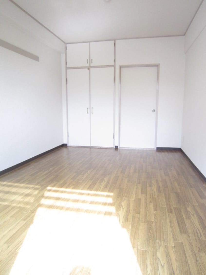 居室 エザーンスあおい