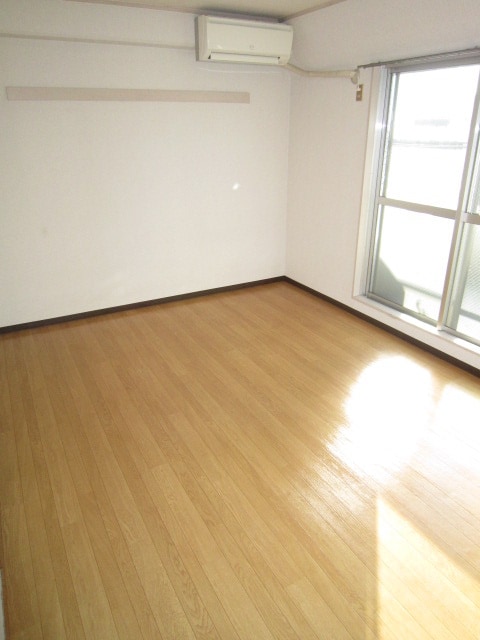 居室 エザーンスあおい