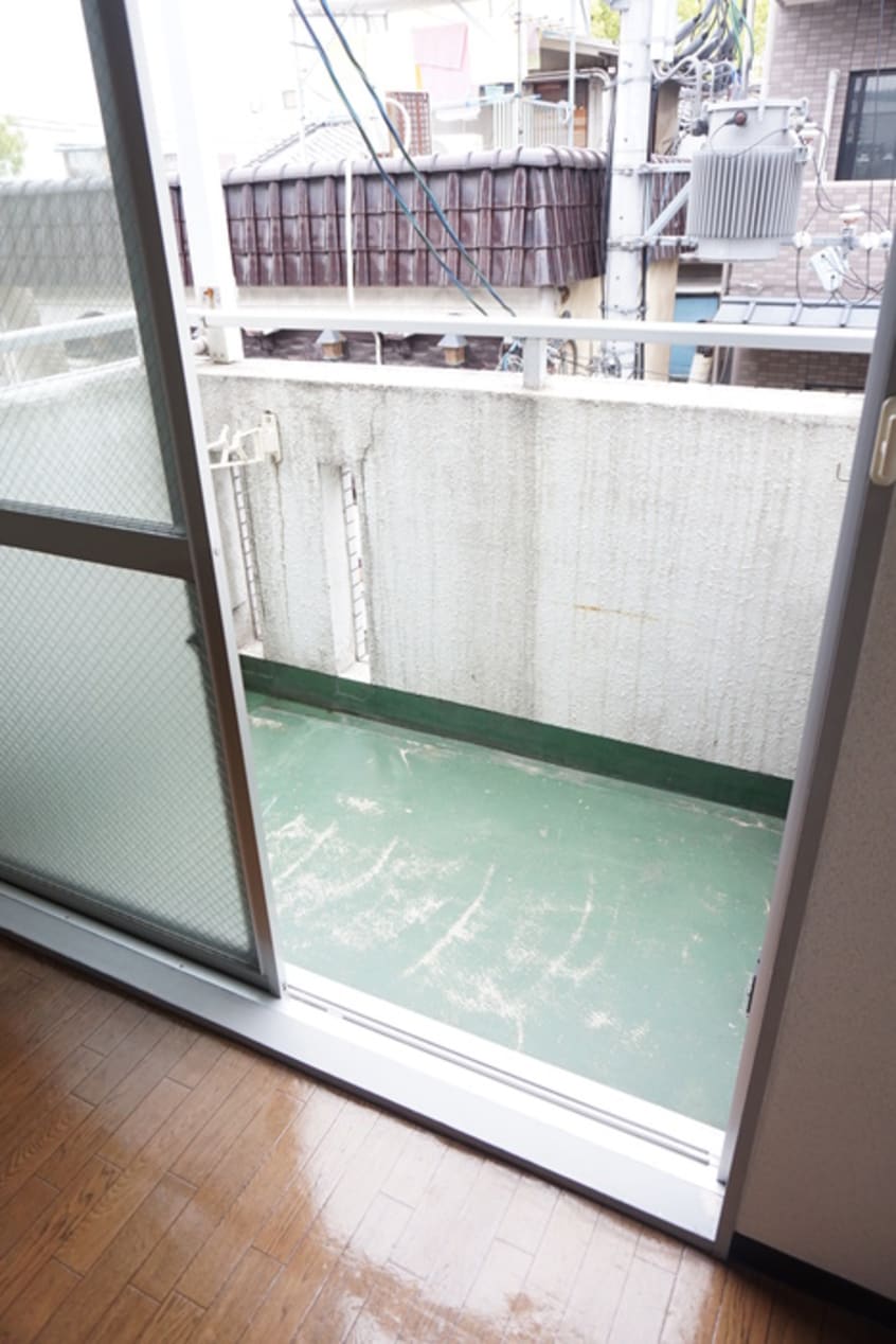 ベランダ・バルコニー エザーンスあおい