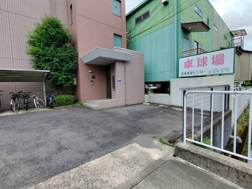 駐車場 フォ－シ－ズンズ