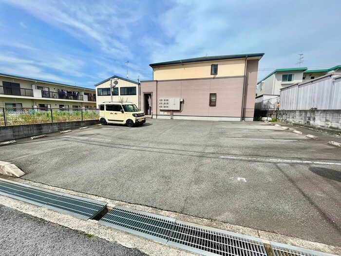 駐車場 フルールふじさわ台