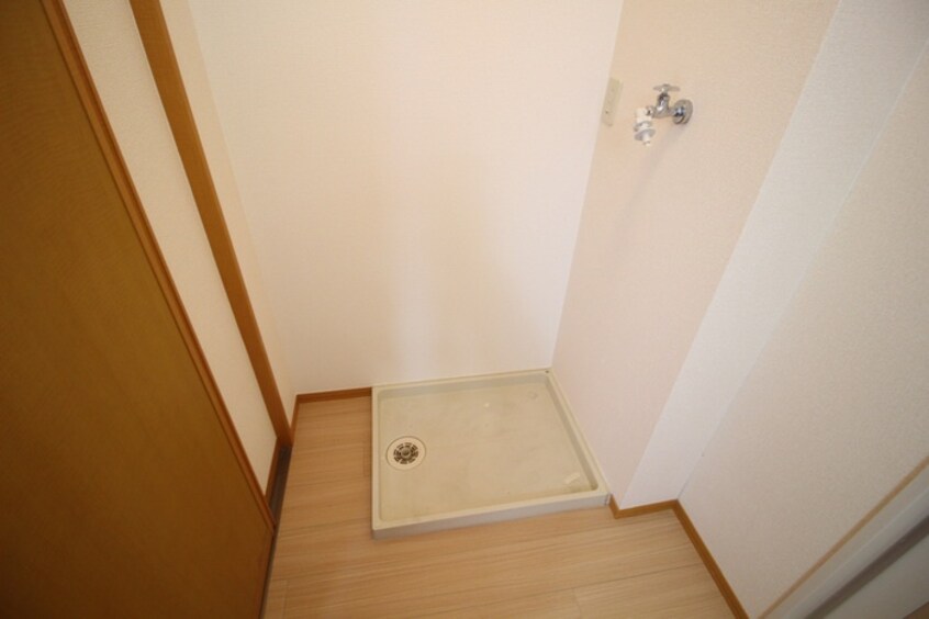 洗濯機置場 クレ－ル唐崎Ａ棟