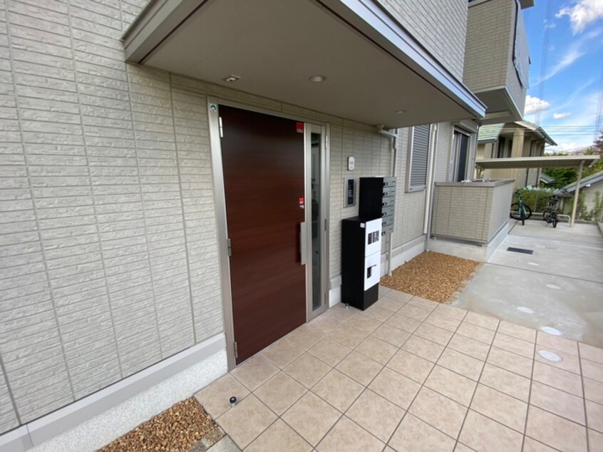 エントランス部分 GL Plus HIGASHIYAGURA