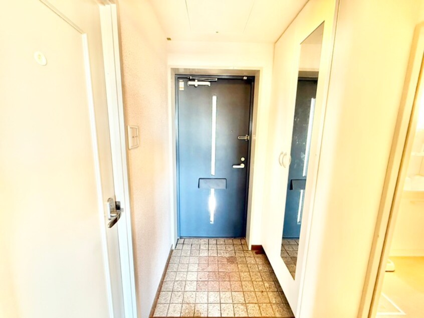 玄関 エ－デル阪部