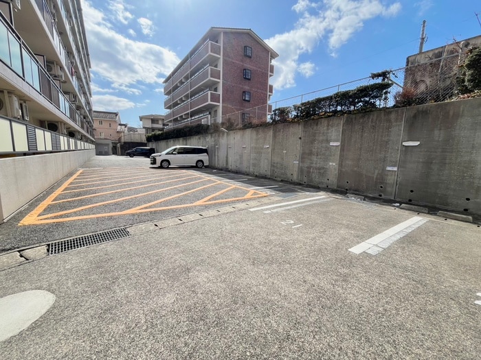 駐車場 ピュア・ドミトリーシミズ