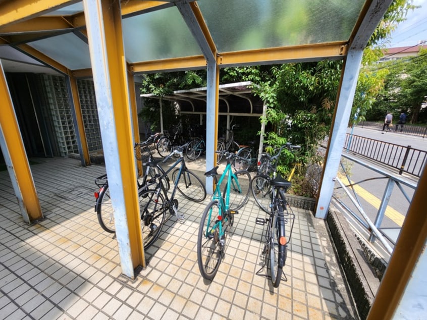 駐輪場 アンフィニィ西河原