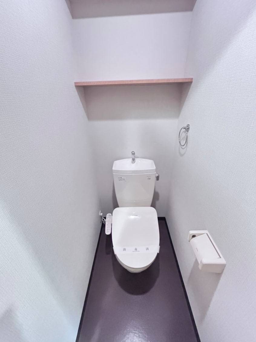 トイレ Ｓｉｘ　Ｂｉｊｏｕｘ堺町六角