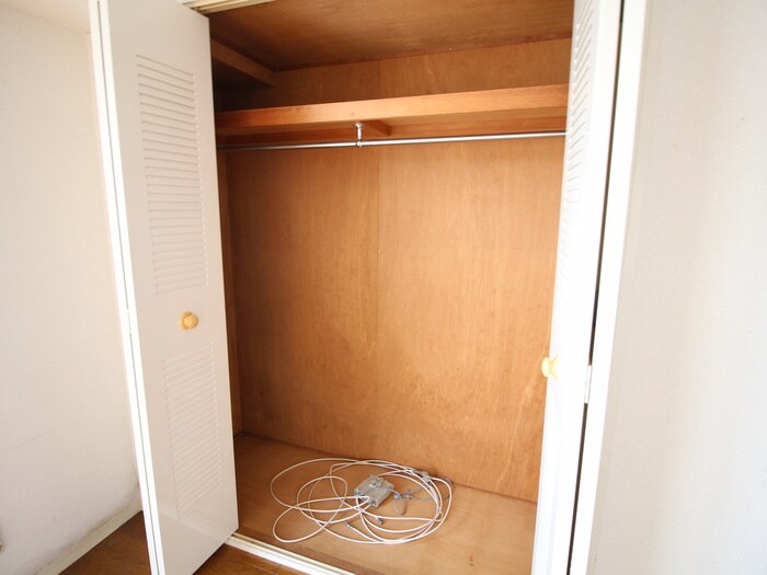 収納 リバ－サイド青谷