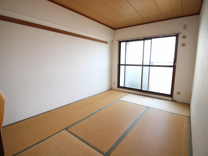 居室 リバ－サイド青谷