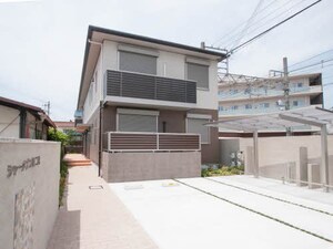 シャーメゾン東二見